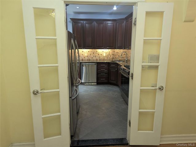 8344 Lefferts Boulevard 1F, Kew Gardens, NY 11415