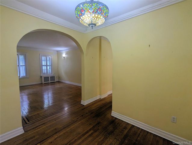 8344 Lefferts Boulevard 1F, Kew Gardens, NY 11415