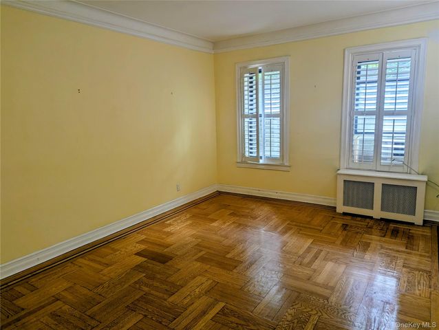 8344 Lefferts Boulevard 1F, Kew Gardens, NY 11415