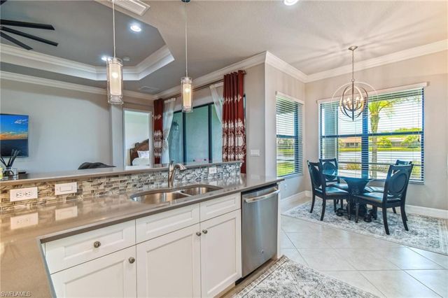 11541 Stonecreek CIR W, Fort Myers, FL 33913