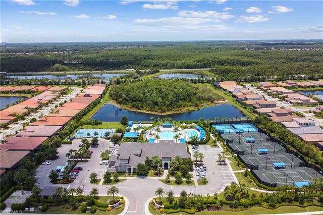 11541 Stonecreek CIR W, Fort Myers, FL 33913