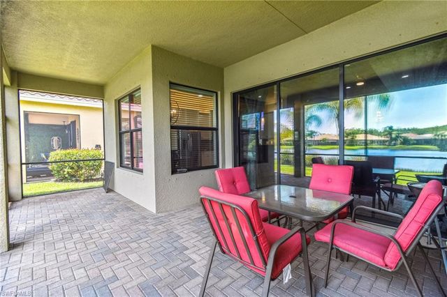 11541 Stonecreek CIR W, Fort Myers, FL 33913