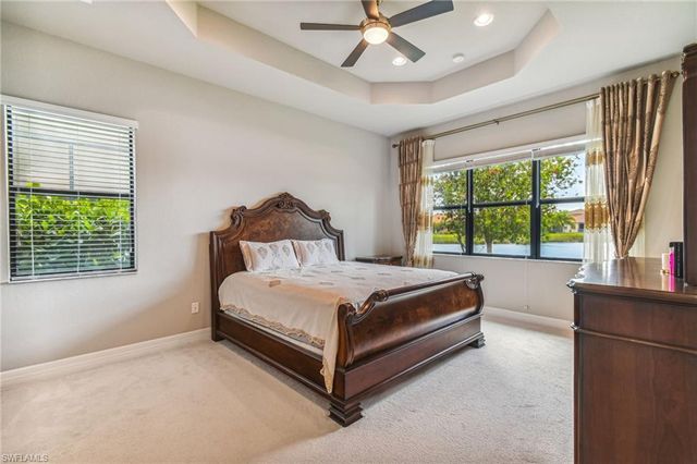 11541 Stonecreek CIR W, Fort Myers, FL 33913