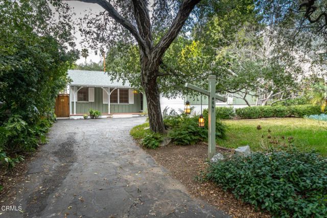 4861 Del Monte Road, La Canada Flintridge, CA 91011