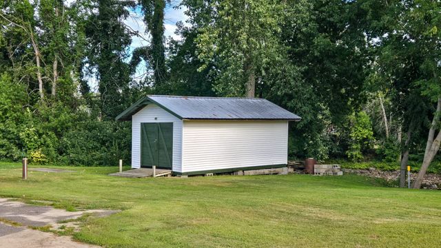 493 Perry Mills Road, Champlain, NY 12919