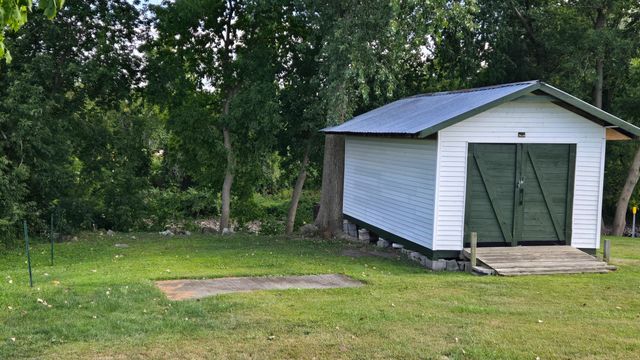 493 Perry Mills Road, Champlain, NY 12919