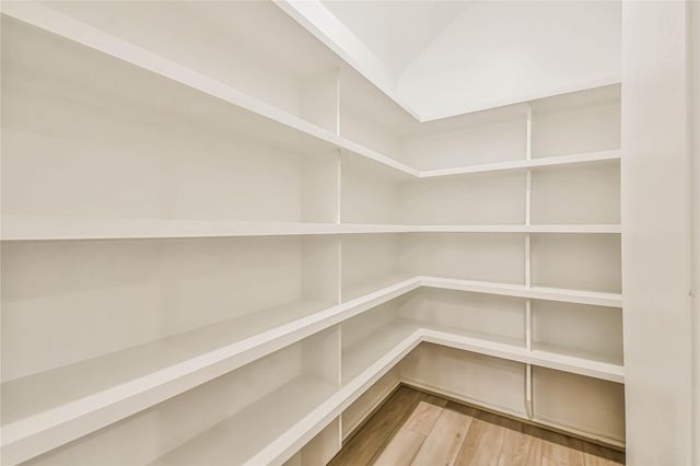 558 Sand Branch, Conroe, TX 77304