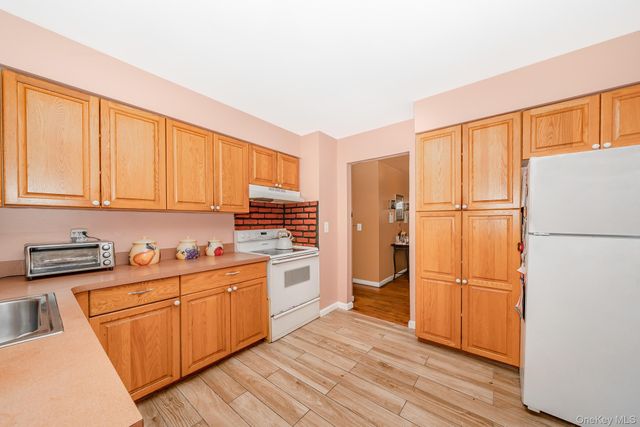 1175 Little East Neck Road, West Babylon, NY 11704