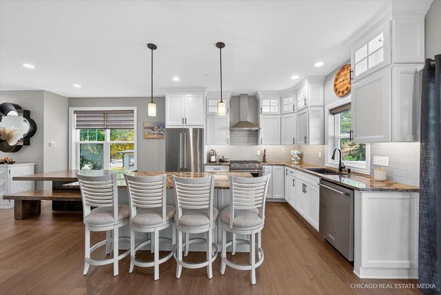 166 Third AVENUE, Fontana, WI 53125