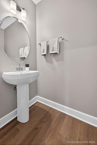 166 Third AVENUE, Fontana, WI 53125