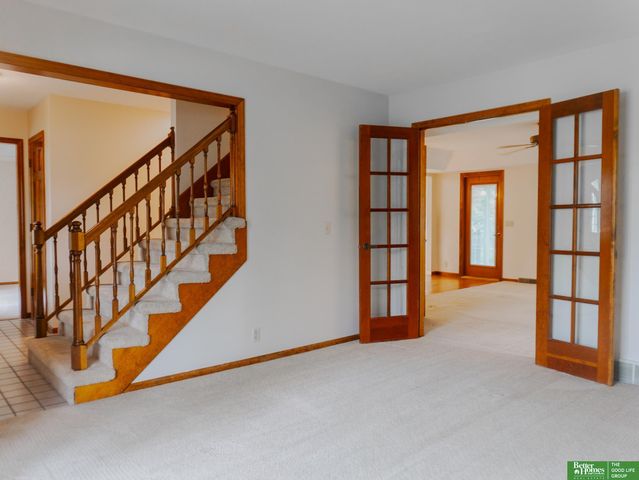 823 N 149 Street, Omaha, NE 68154
