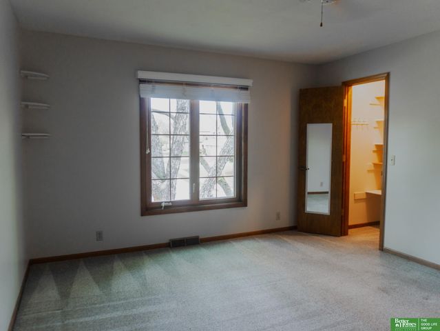 823 N 149 Street, Omaha, NE 68154