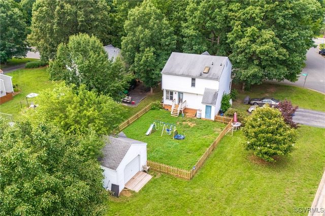 9220 Brocket Dr, Midlothian, VA 23112