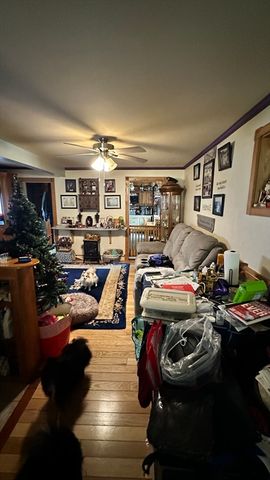 13 Collins St, Salisbury, MA 01952