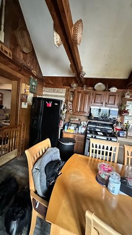 13 Collins St, Salisbury, MA 01952