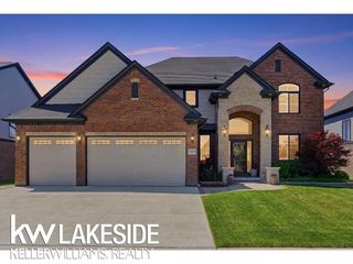 17206 Crittenden Drive, Macomb Twp, MI 48044
