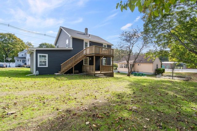 8 Strafford Rd 8, Westwood, MA 02090