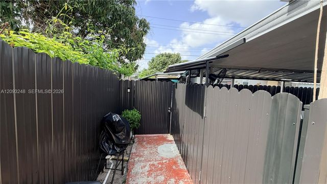236 E 14th Street, Hialeah, FL 33010