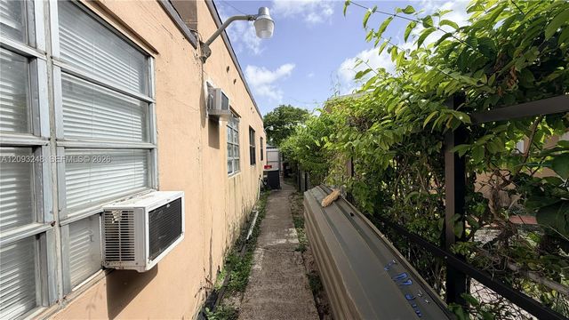 236 E 14th Street, Hialeah, FL 33010