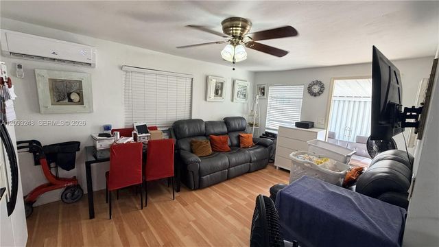236 E 14th Street, Hialeah, FL 33010