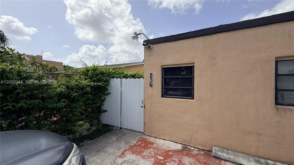 236 E 14th Street, Hialeah, FL 33010