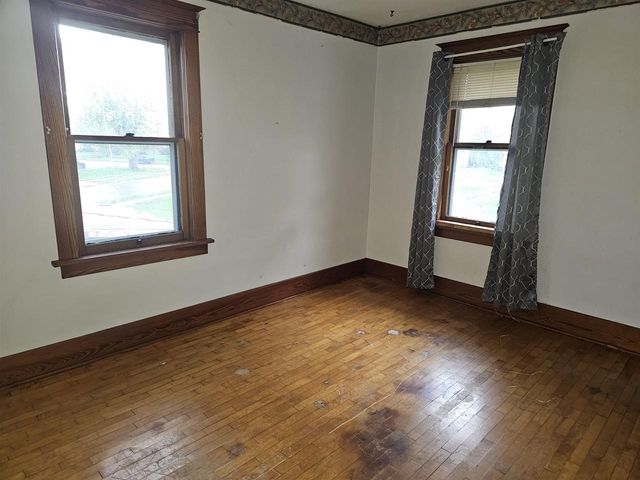 506 W State Street, Mauston, WI 53948