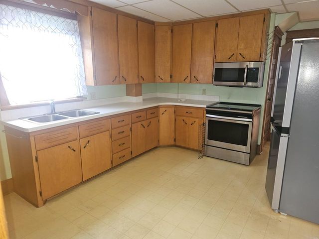 506 W State Street, Mauston, WI 53948