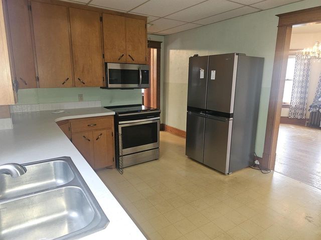 506 W State Street, Mauston, WI 53948