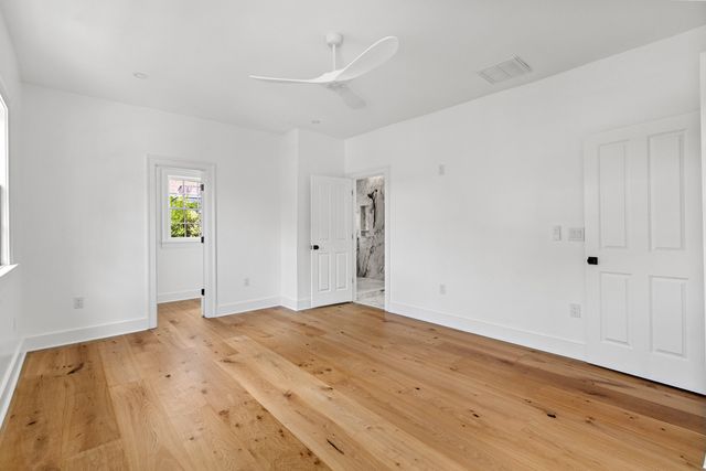2 Henrietta Street, Charleston, SC 29403