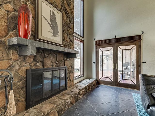 1909 N Mistletoe Lane, Edmond, OK 73034