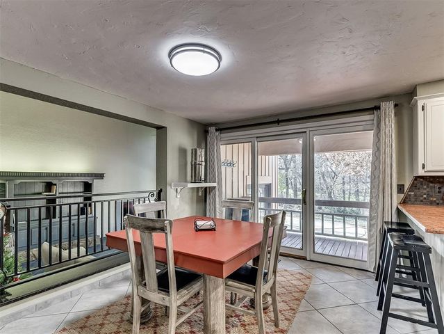 1909 N Mistletoe Lane, Edmond, OK 73034