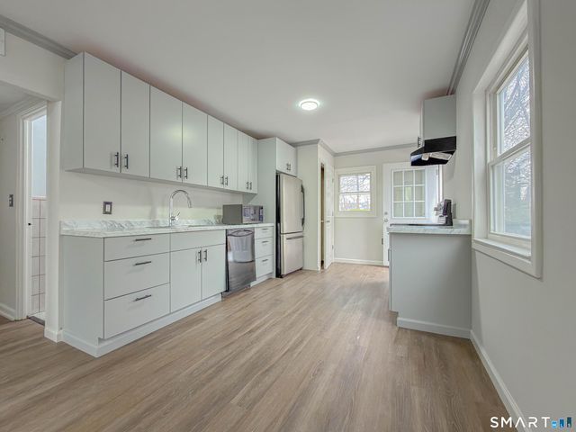 21 Skipper Street, New Britain, CT 06053