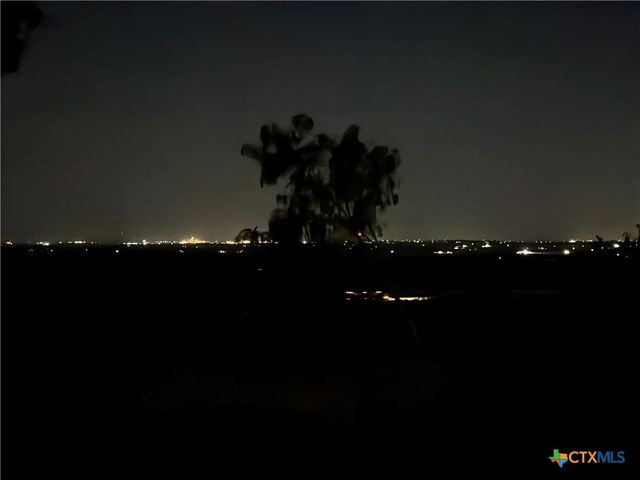 13004 FM 3353, Kingsbury, TX 78638