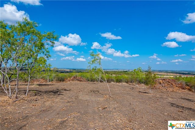 13004 FM 3353, Kingsbury, TX 78638