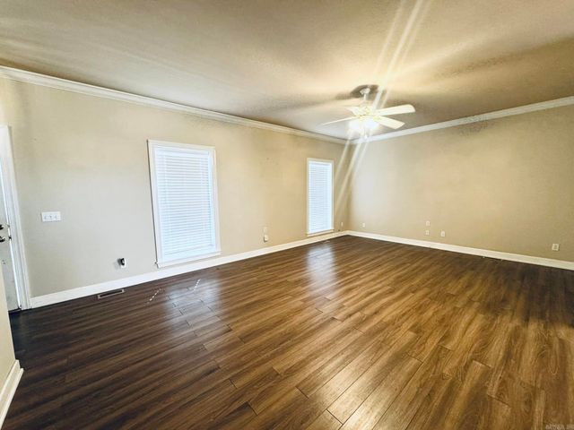 287 Country Charm, Mountain View, AR 72560