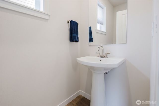 2092 NE Norseman Way, Poulsbo, WA 98370