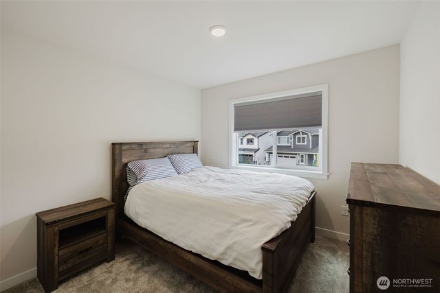 2092 NE Norseman Way, Poulsbo, WA 98370