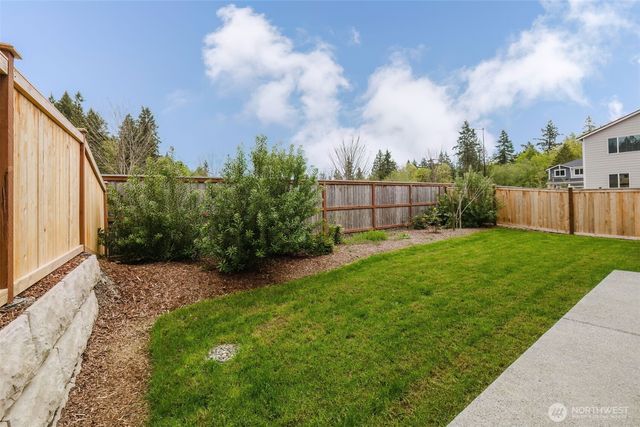 2092 NE Norseman Way, Poulsbo, WA 98370