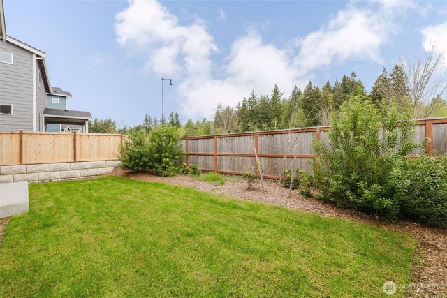 2092 NE Norseman Way, Poulsbo, WA 98370