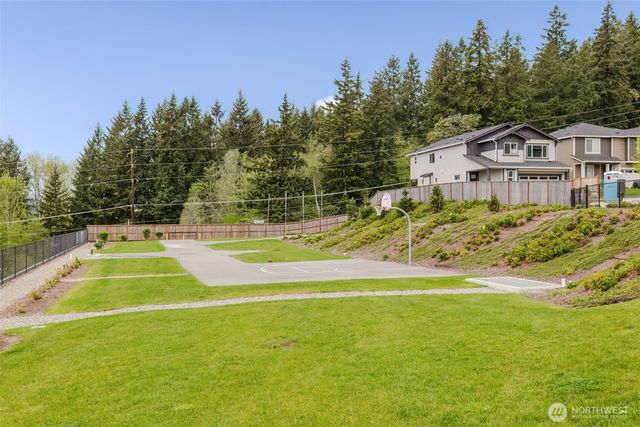 2092 NE Norseman Way, Poulsbo, WA 98370