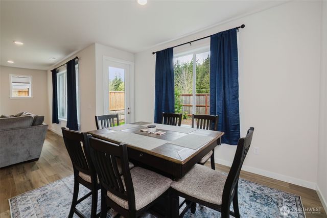 2092 NE Norseman Way, Poulsbo, WA 98370