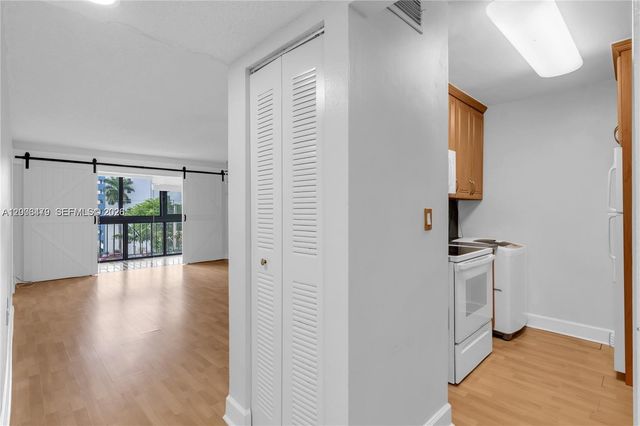 5055 NW 7th St 504, Miami, FL 33126