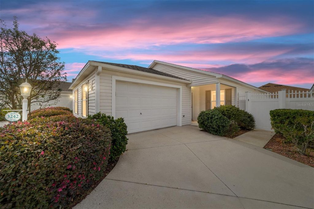 3242 EVANSIDE LANE, The Villages, FL 32163