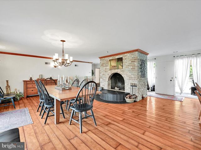 375 MOUNT ZION RD, Dillsburg, PA 17019