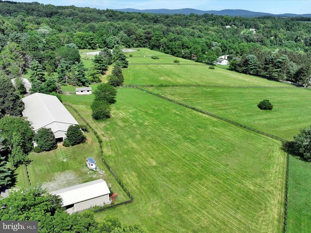 375 MOUNT ZION RD, Dillsburg, PA 17019