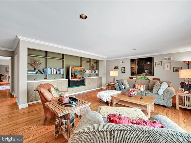 375 MOUNT ZION RD, Dillsburg, PA 17019