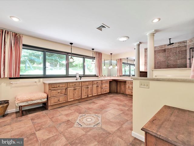 375 MOUNT ZION RD, Dillsburg, PA 17019