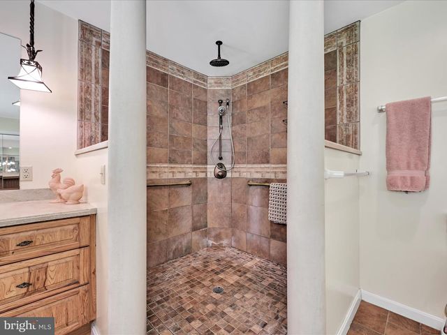 375 MOUNT ZION RD, Dillsburg, PA 17019