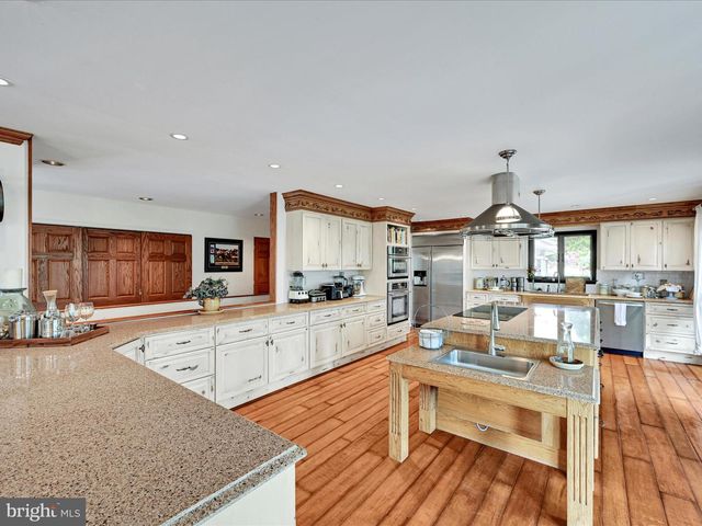 375 MOUNT ZION RD, Dillsburg, PA 17019