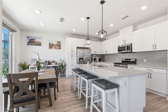 3560 E Peckham Paseo 1, Ontario, CA 91761